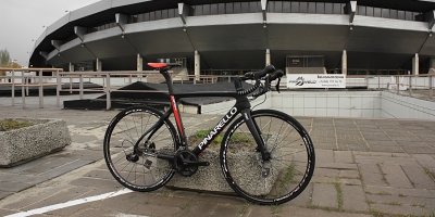 Шоссейный велосипед Pinarello GAN DISK Shimano ULTEGRA R8020 Mavic AKSIUM DB (2019)