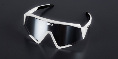 Очки солнцезащитные KOO SPECTRO LUCE (прозрачные красные / зеркальные дымчатые)