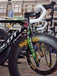 Грозный дебют нового байка для TT от Pinarello