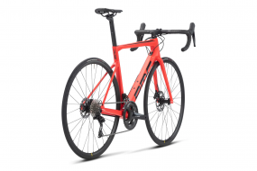 Шоссейный велосипед BMC TEAMMACHINE SLR SIX (красный/чёрный) SHIMANO 105 11s MAVIC OPEN DISK (2023)