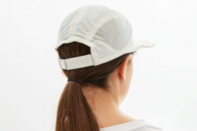 Беговая кепка BIVIUM 102/126 (белая)