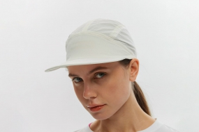 Беговая кепка BIVIUM 102/126 (белая)