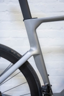 Велосипед Ridley NOAH 105 (серый) Shimano 105 DI2 DT Swiss E1800 Spline