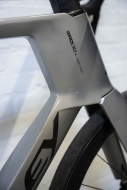 Велосипед Ridley NOAH 105 (серый) Shimano 105 DI2 DT Swiss E1800 Spline