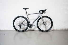 Велосипед Ridley ASTR RIVAL (серый) SRAM Rival  DT Swiss G1800